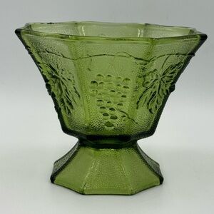Anchor Hocking Avocado Green Glass Grape Motif Pedestal Octagonal Compote Bowl